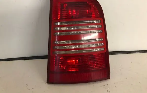 Skoda Octavia Mk1 (1U) Rear/tail lights 1U9945096 1U9945112