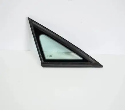 Seat Altea XL Front door vent window glass four-door E943R000469