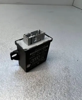 Audi A6 S6 C6 4F Light module LCM 8P0907357H