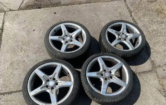 Mercedes-Benz SLK R172 R18 alloy rim A1724012602 A1724012702