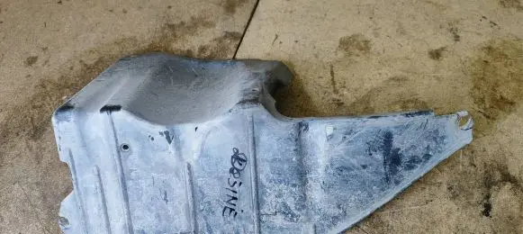 Opel Corsa D Engine splash shield/under tray 13273493