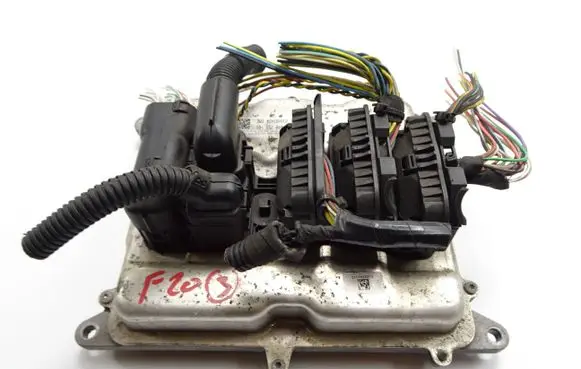 BMW 1 F20 F21 Engine control unit/module ECU 764075501 0261S08333 030083424