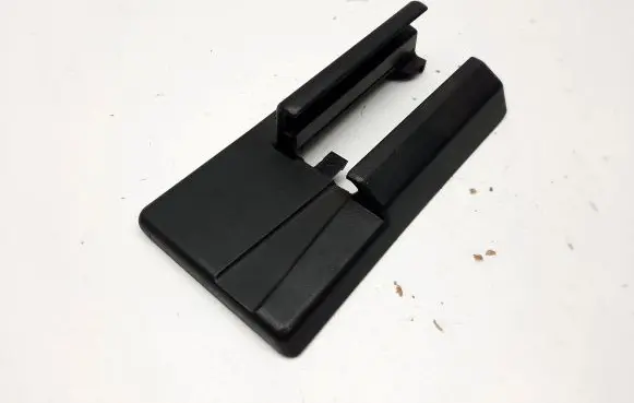 Mercedes-Benz ML W164 Rear seat rail trim cover A1649190420 1649190420
