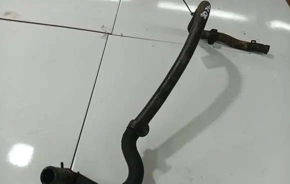 Renault Scenic II - Grand scenic II Engine coolant pipe/hose 