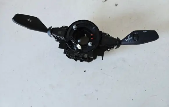 BMW 5 G60 Wiper turn signal indicator stalk/switch 5A332C4