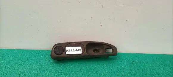 Alfa Romeo 166 Front door speaker A739