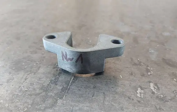 BMW 3 E46 Fuel Injector clamp holder 13537787215