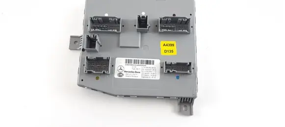 Mercedes-Benz C W205 Comfort/convenience module A2059006822 A2059013904 A2229021112