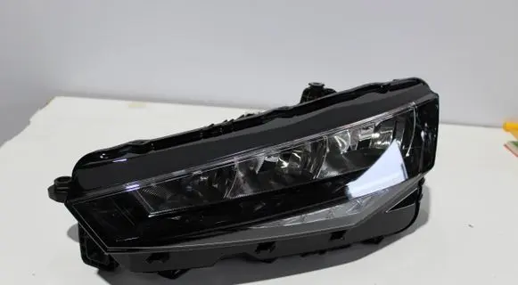 Skoda Scala Headlight/headlamp 655941015