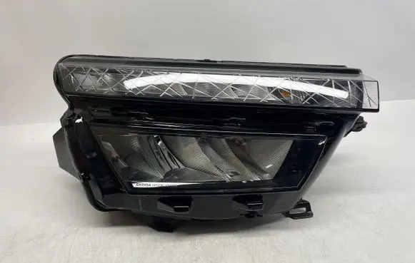 Skoda Kamiq Headlight/headlamp 658941016