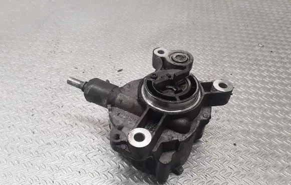Volvo V50 Vacuum pump