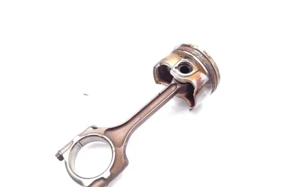 Honda Civic Piston with connecting rod R18A2
