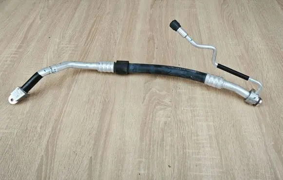 Audi A4 S4 B9 Air conditioning (A/C) pipe/hose 8W1820740F