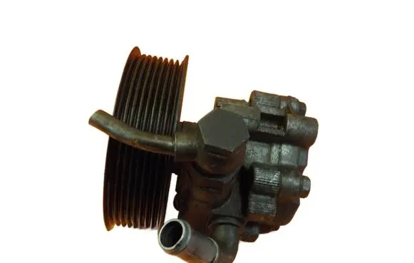 Land Rover Discovery 3 - LR3 Power steering pump V6D