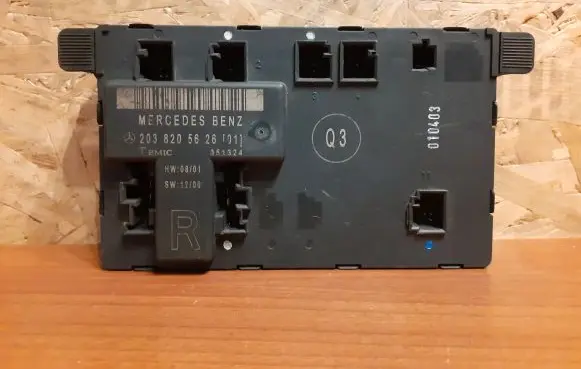 Mercedes-Benz C W203 Door control unit/module 2038205626 1347