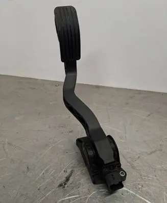 Peugeot 307 Accelerator throttle pedal 9646702180 0280752251