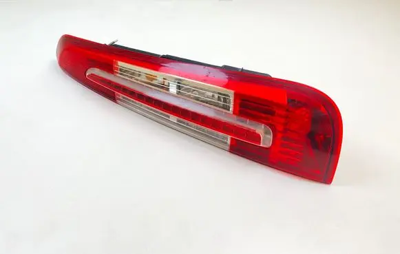 Ford C-MAX I Rear/tail lights 2SK009504