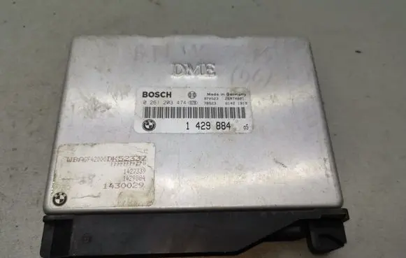 BMW 7 E38 Engine control unit/module 1429884 0261203474