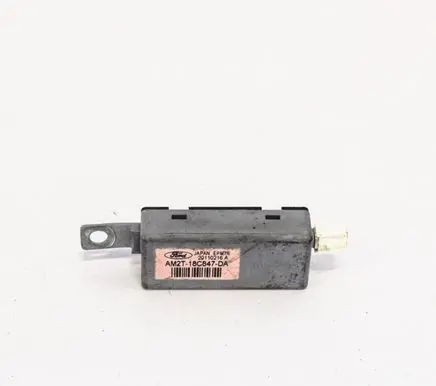 Ford S-MAX Aerial antenna amplifier AM2T18C847DA