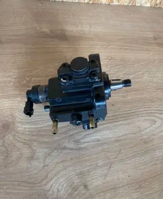 Opel Antara Fuel injection high pressure pump 96440341 05000890102 0643226