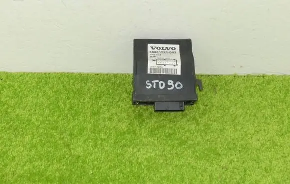 Volvo V70 Other control units/modules 30881721-002