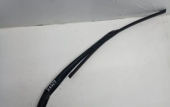 Honda Civic Front wiper blade arm S7194
