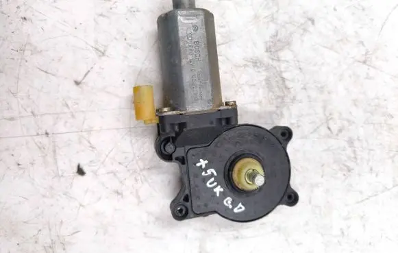 BMW X5 E53 Rear door window regulator motor 0130821717