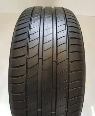 Audi Q5 SQ5 R18 summer tire 