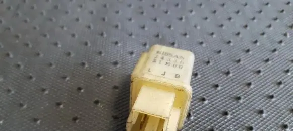 Nissan Primera Other relay 2433651E00