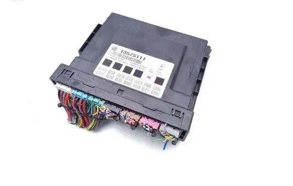Opel Astra J Comfort/convenience module 13575111 F00HJ00625