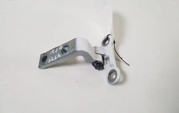 Volvo XC60 Front door upper hinge 31371553