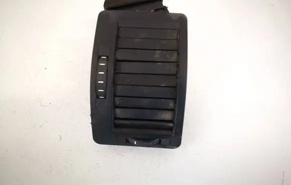 Dash center air vent grill