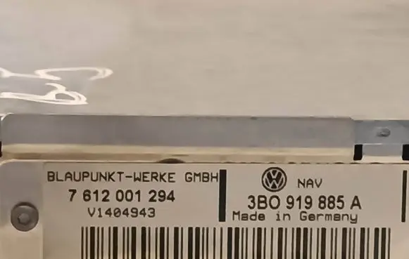 Volkswagen PASSAT B5 GPS navigation control unit/module 3B0919885A 7612001294 V1404943