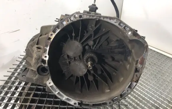 Renault Laguna III Manual 5 speed gearbox PK4007