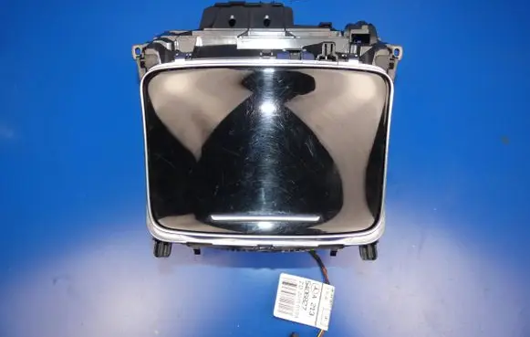 Mercedes-Benz E W213 Glove box central console