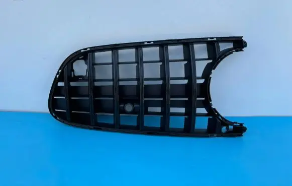 Mercedes-Benz AMG GT R190 C190 Front grill A1908855002