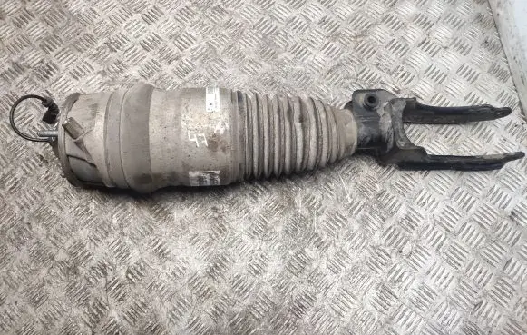 Porsche Cayenne (92A) Air suspension front shock absorber 7P5616040N