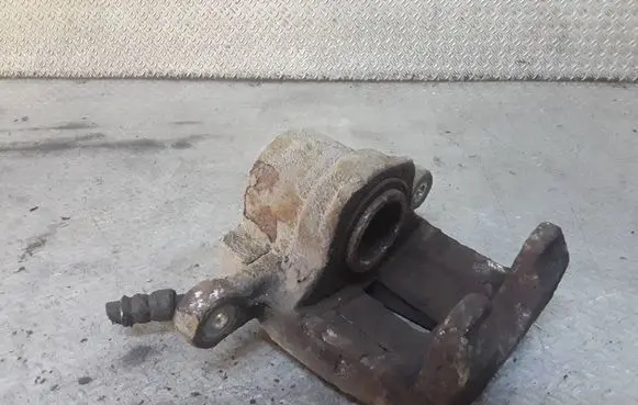 Chevrolet Captiva Rear brake caliper 