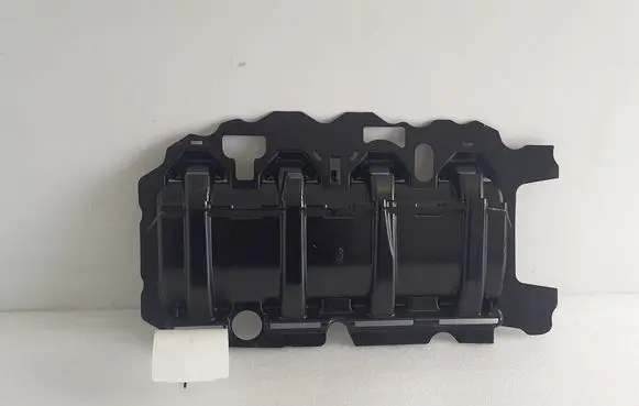 Volkswagen Golf VII Other engine bay part 04E103623D