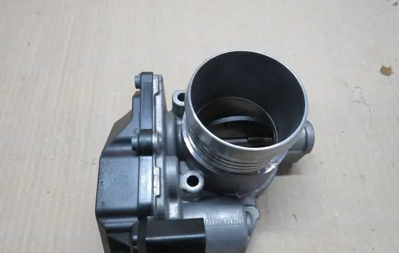 Ford Kuga II Throttle valve 9M5Q9E926AA A2C83077300 0405141308
