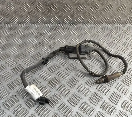 Mercedes-Benz C W205 Lambda probe sensor A0009053606 5WK96682F
