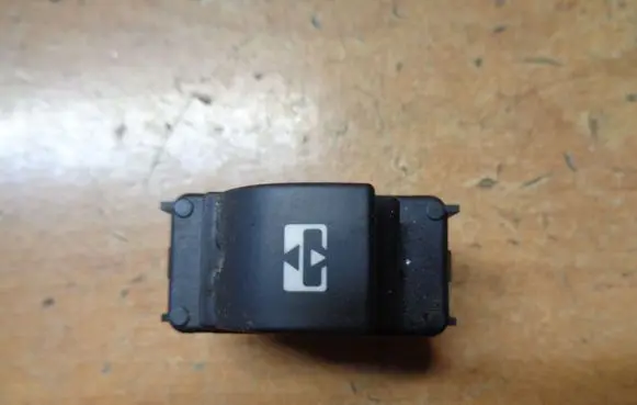 Peugeot 2008 I Electric window control switch 96783944ZD