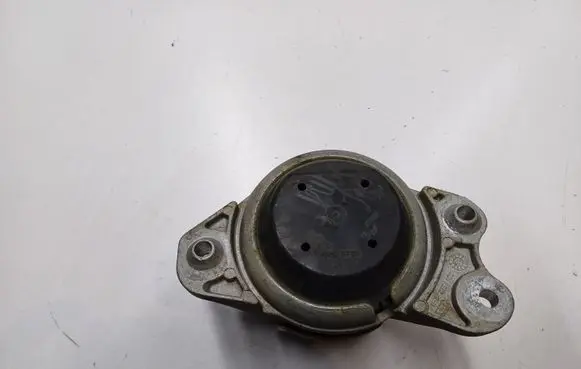 Mercedes-Benz GLC X253 C253 Engine mount bracket A2052407800 3618768