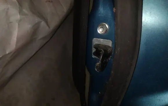 Mazda 2 Front door check strap stopper 