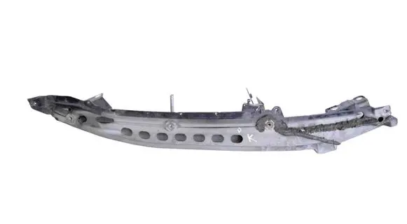 Porsche Cayenne (9PA) Fender mounting bracket 7L5805175B