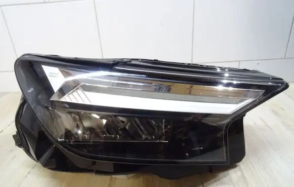Audi e-tron Headlight/headlamp 89A941034