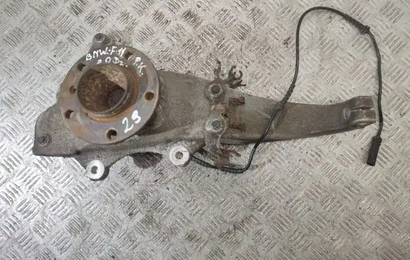 BMW 5 F10 F11 Front wheel hub