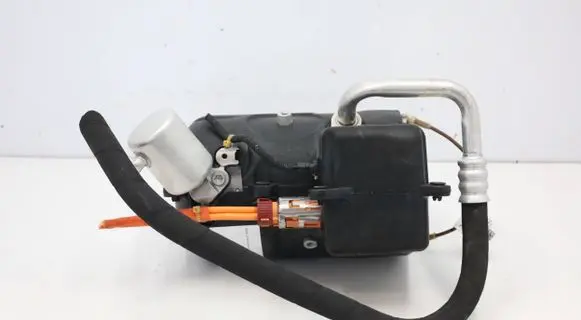 BMW 7 G70 Air conditioning (A/C) compressor (pump) 5A69FB9