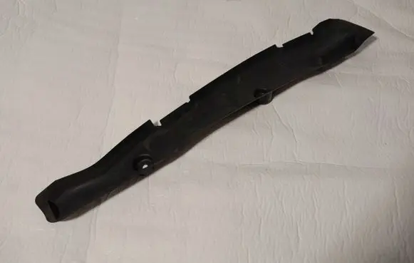 Audi A4 S4 B9 8W Fender end trim 8W0821111