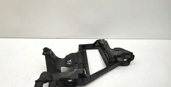 Headlight/headlamp mounting bracket